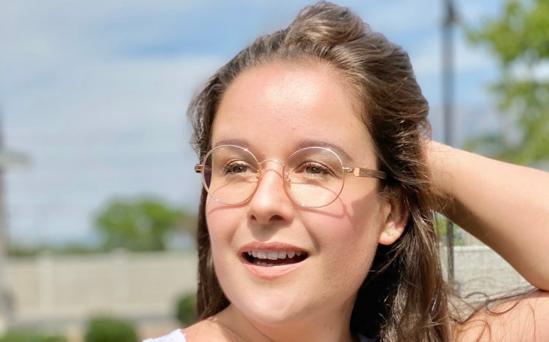 Minimalistic Eyeglasses: Sleek Frames & Modern Styles for 2025