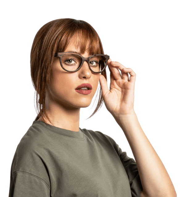 Model with sunglasses