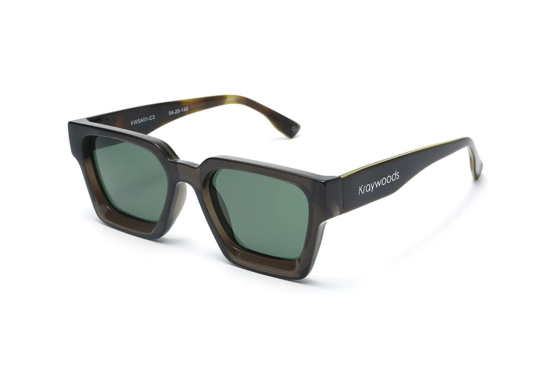 Noir Sunglasses, Oversized black square sunglasses with green polarized lens - oblique view on white background