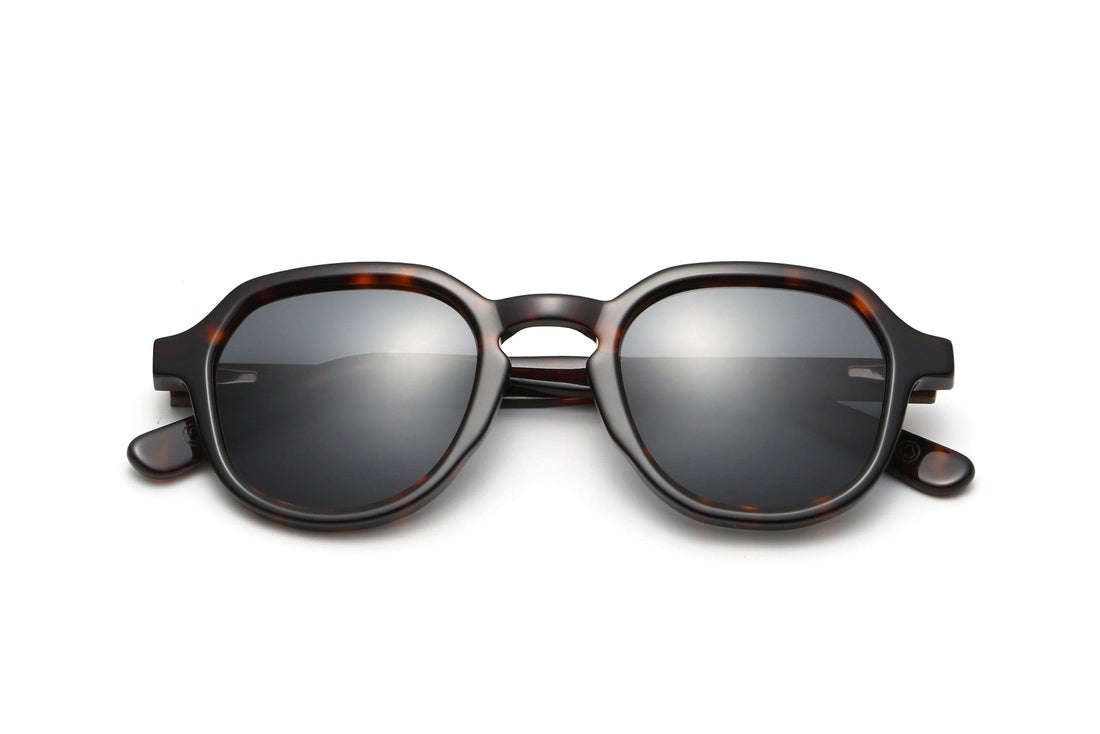 Hudson, Lunettes de soleil carrées rétro géométriques - pliées